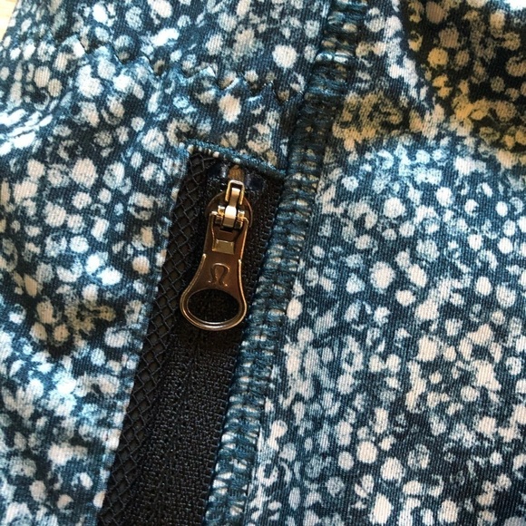 Lululemon Inspire Tight II - Pebble Print - Picture 5 of 10